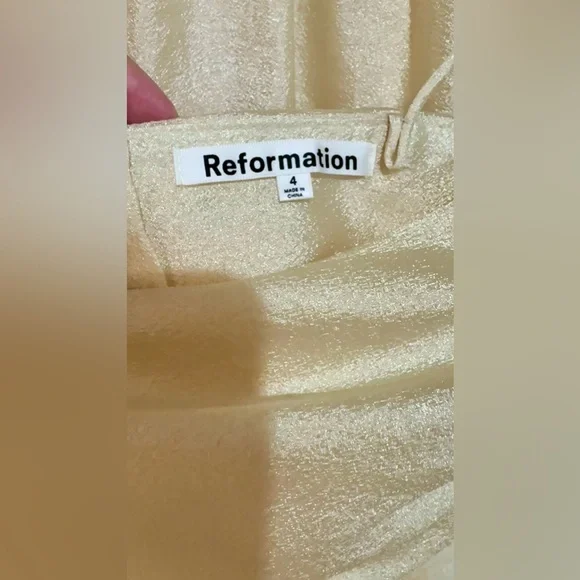 Reformation Carlow Two Piece in Buttercream, size 4, brand new, never worn. - Picture 13 of 16
